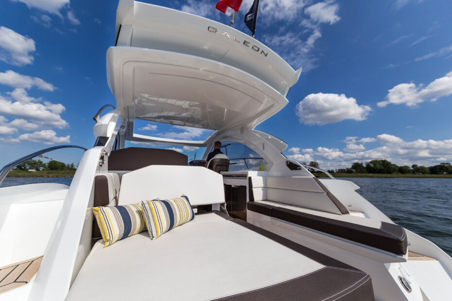 location bateau 8 personnes mandelieu